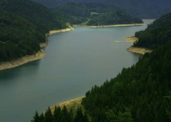 Zaovinsko-jezero-Tara