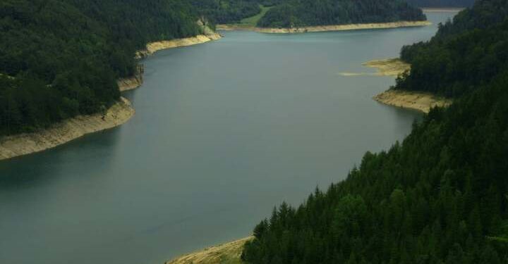 Zaovinsko-jezero-Tara